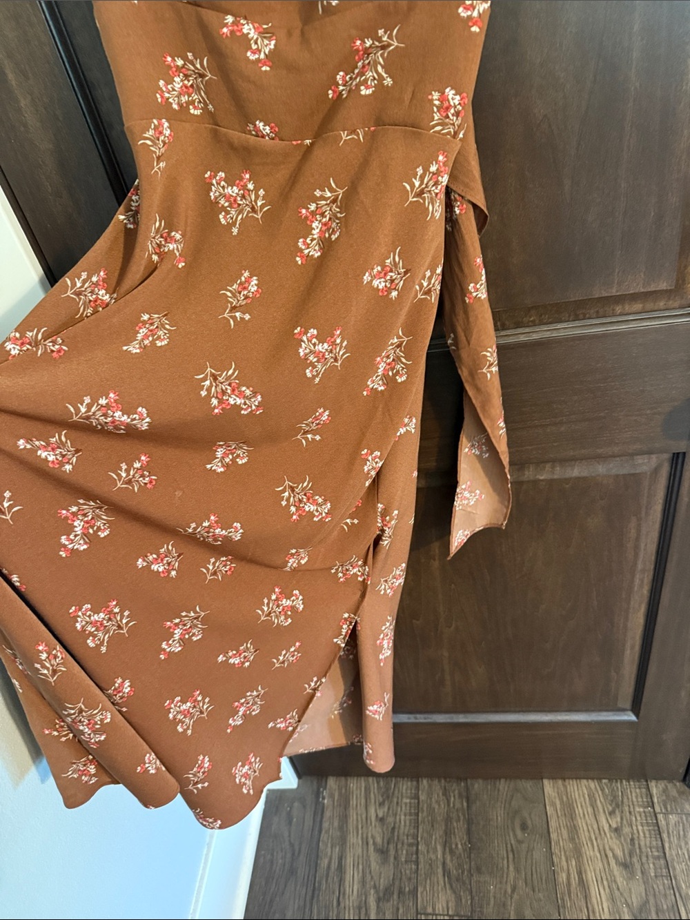Abercrombie & Fitch Burnt Orange Floral Midi Dress - Picture 4 of 4